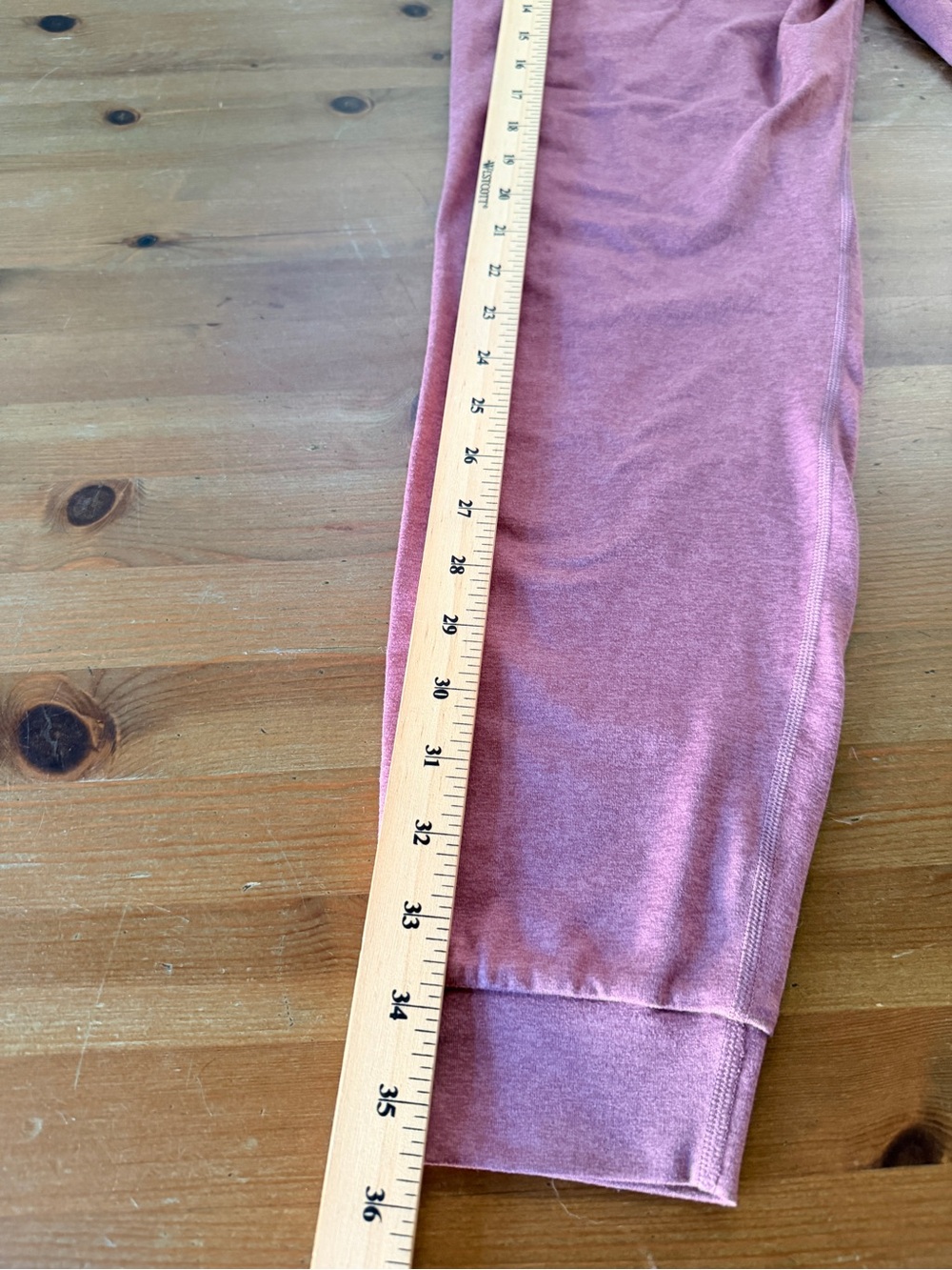 Vuori Women's Small Dusty Rose Pink Performance Joggers DteamKnit Drawstring - Picture 12 of 14